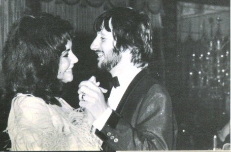 Ringo dancing with Liz Taylor