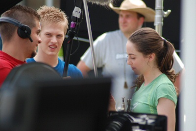 foto del set di Adventures of Food Boy con Lucas Grabeel