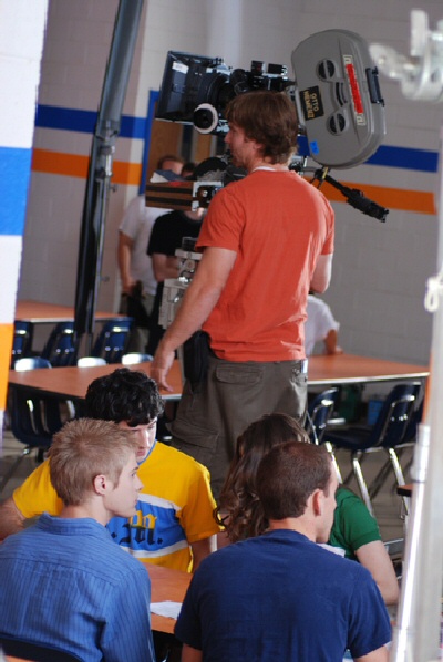 foto di Lucas Grabeel a scuola in The Adventures of Food Boy