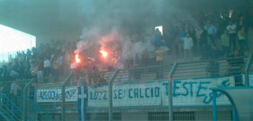 I tifosi luzzesi durante la partita con il Castrovillari