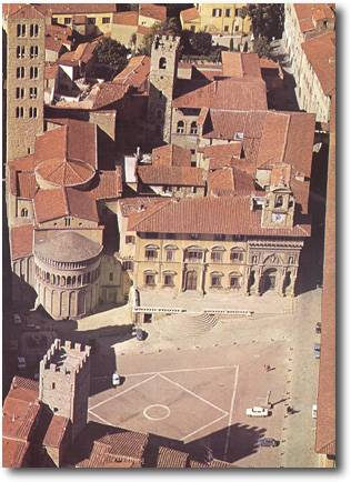 Arezzo piazza Grande