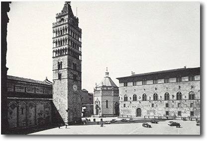 Pistoia piazza del Duomo