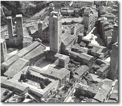 San Gimignano piazza del Duomo