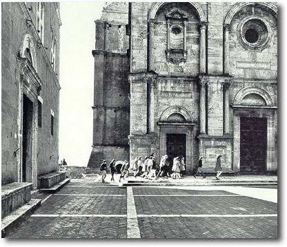 Pienza piazza Pio II