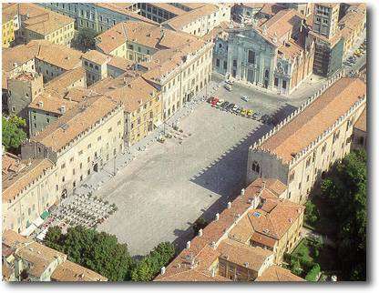 Mantova piazza Sordello