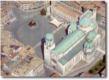 Trento piazza del Duomo