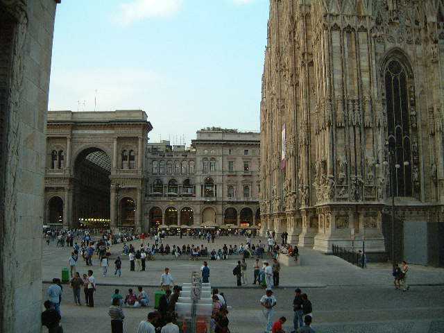 Duomo.jpg (44140 byte)