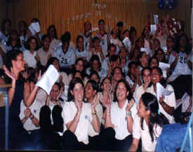 Ragazze scuola Caracas. Foto PR