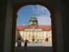 L'ingresso dell'abbazia