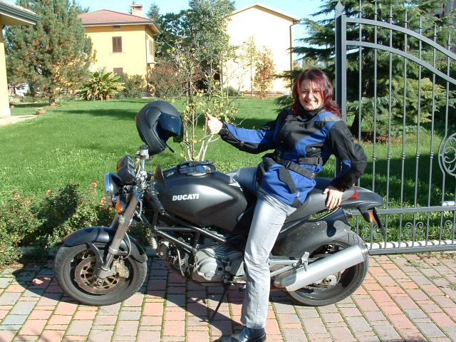 LOLY PER SEMPRE !...... MA CHE GRAN MOTOCICLISTA !!