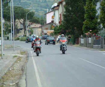 GIU DAL PASSO DEI MANDRIOLI 