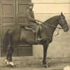 1916 Olinto a cavallo durante la prima guerra mondiale.jpg (68561 byte)