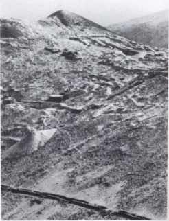 Resti delle miniere di uranio al campo di lavoro di Ist'Omcug, Kolyma, 1995.