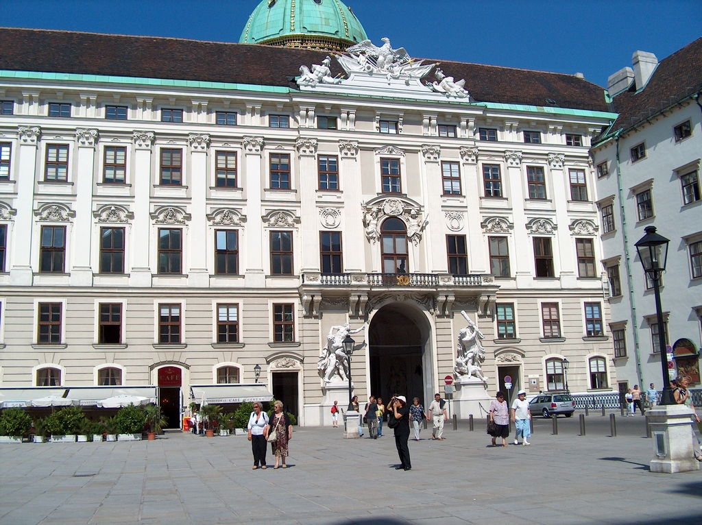 Hofburg 4