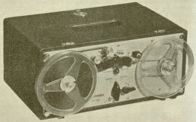 Tipico esempio di registratore magnetico a nastro (Registratore Magnecorder)