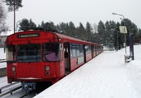 OSLO - La Foto parla da s : O-TAG, il metr della capitale norvegese  spesso colmo di neve, rendendo un paesaggio originale ed incantevole.