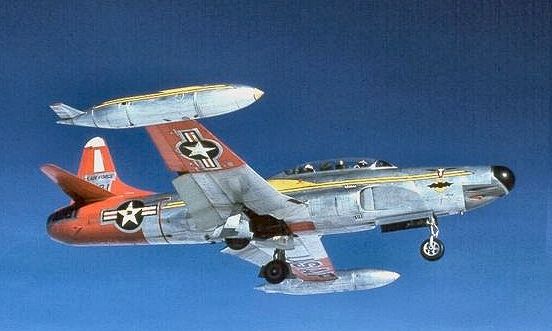 F-94 in volo