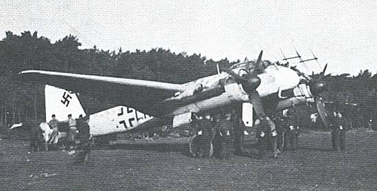 Ju 88 G-6 of 2./NJG 100 with FuG 220 SN-2 angled dipole 