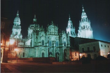 Cattedrale Santiago notturna