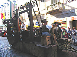 asti008.JPG (36072 byte)