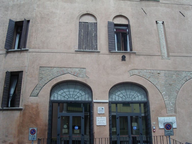 Retro di Palazzo Scotti - Clicca qui per tornare all'indice delle foto!